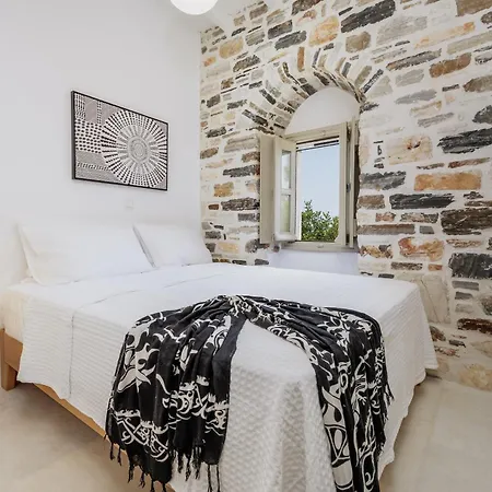 Apartament Zos Kanaki